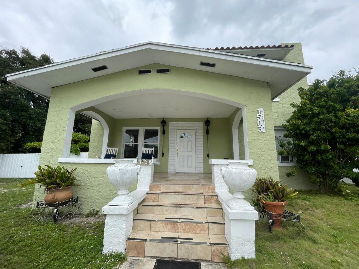 Sunny and Charming Suite next to MIA - Ferienwohnung Miami