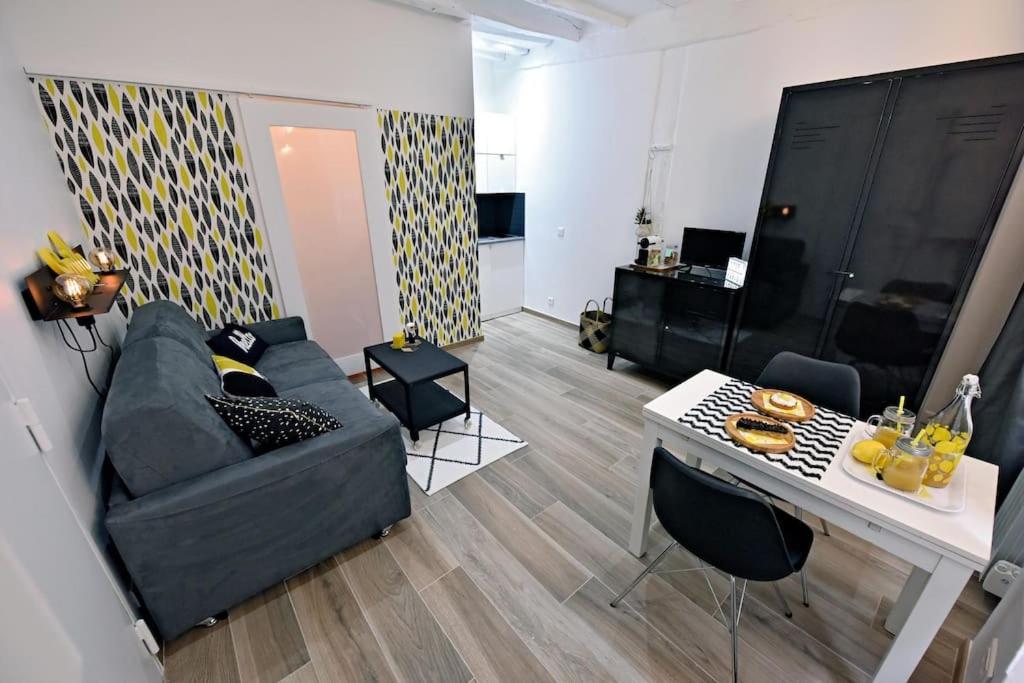 Cosy studio LEMONADE in Bastille - B&B
