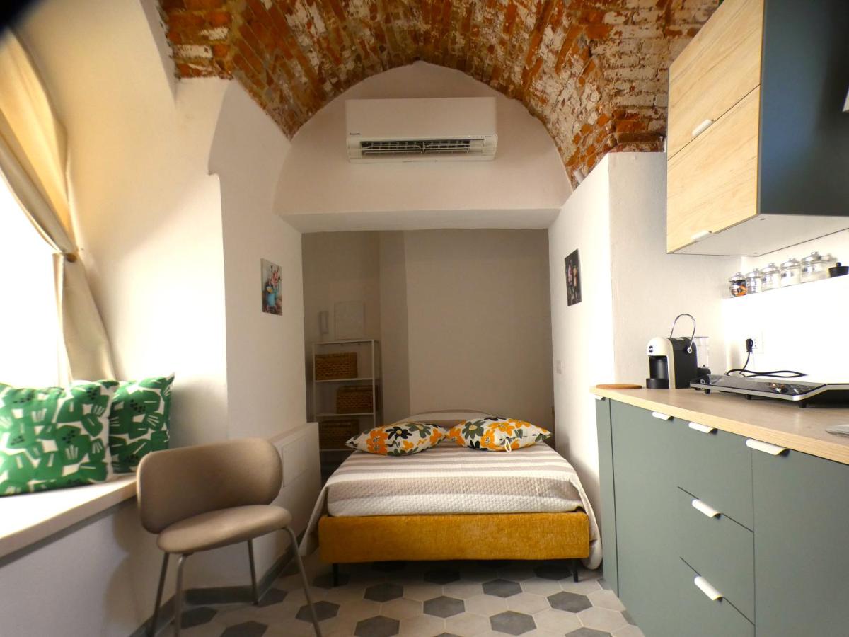 Studio with Terrace