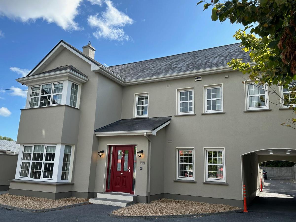 The Brook Lodge - B&B Galway