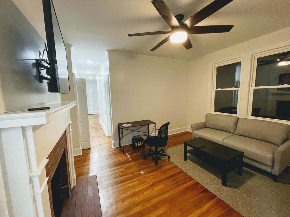 Renovated 1 bedroom in Forest Hills - A - B&B Durham