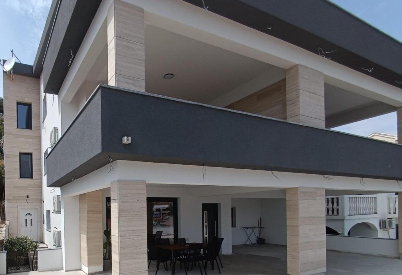 Apartmani Srdarović 3 - B&B Drage