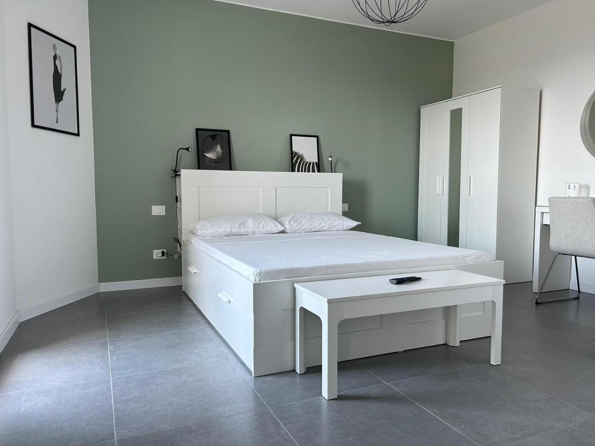 Deluxe Double Room with Balcony and Sea View