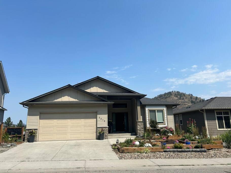 Shannon Ridge Mountain View Home - Ferienwohnung West Kelowna