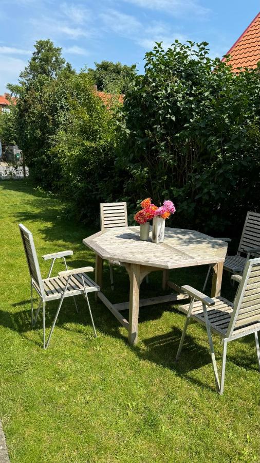 Unikt boende i egen del av hus nära stad och strand - Chambres d’hôtes Ystad
