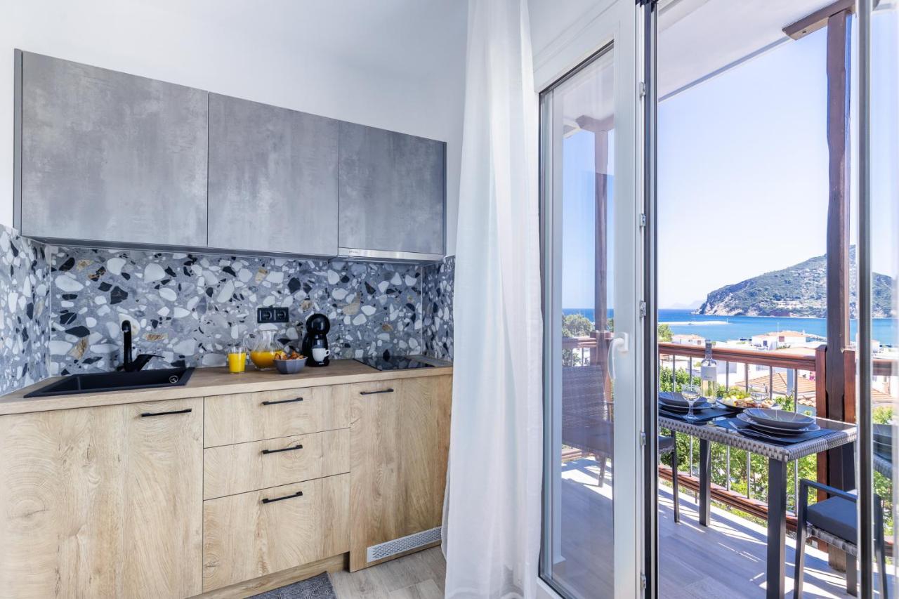 Dimitrios Studios - B&B
