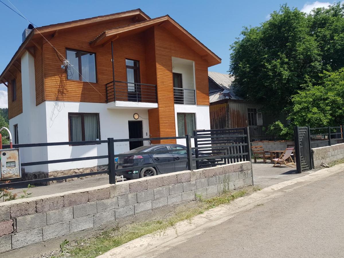 Cozy Hotel in Bakuriani - Bed and Breakfast Bak’uriani