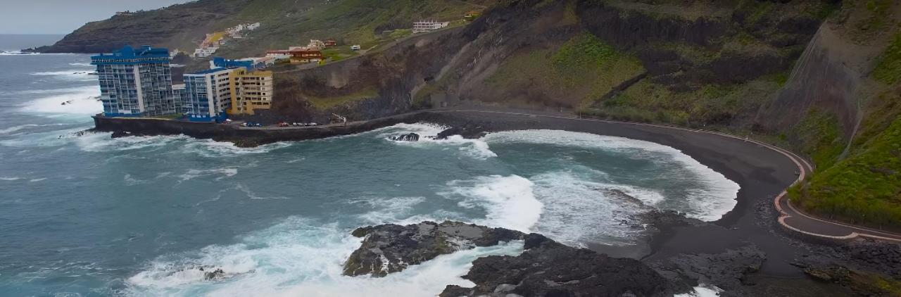 Tide's Embrace & Natural Pool - Bed and Breakfast