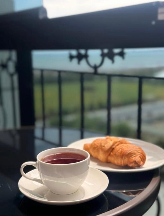 Levent Beach City-də Dəniz Mənzərəli Rahat Mənzil - B&B