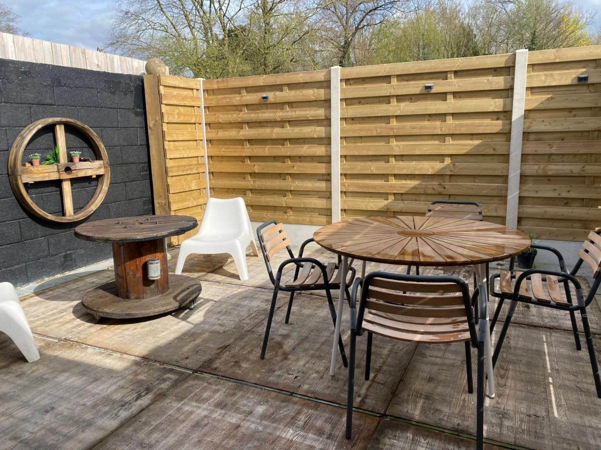 Entre ville et campagne appartement cosy avec parking et terrasse Wood - B&B Coutiches