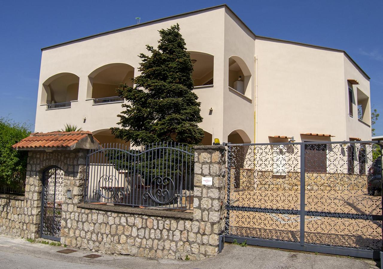 Domus Vesuvinum Secret House - B&B Gragnano
