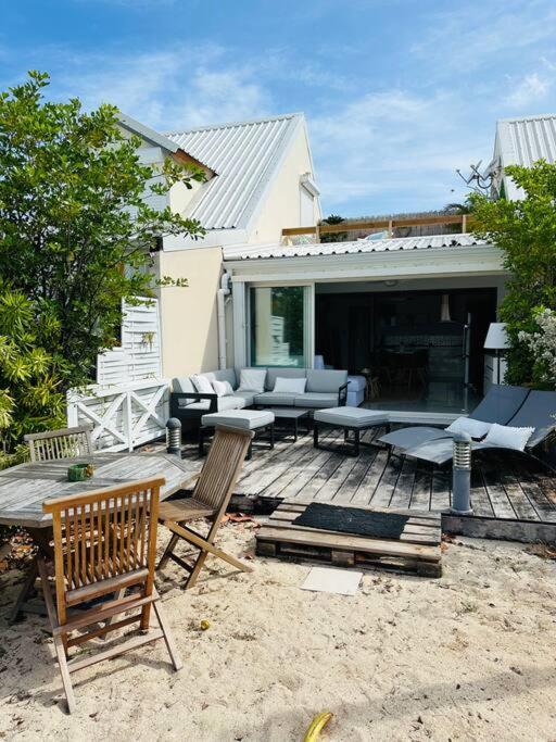 Palm & Sea, 1 chambre sur la plage, Nettle Bay Beach Club - Chambres d'hôtes Baie Nettle