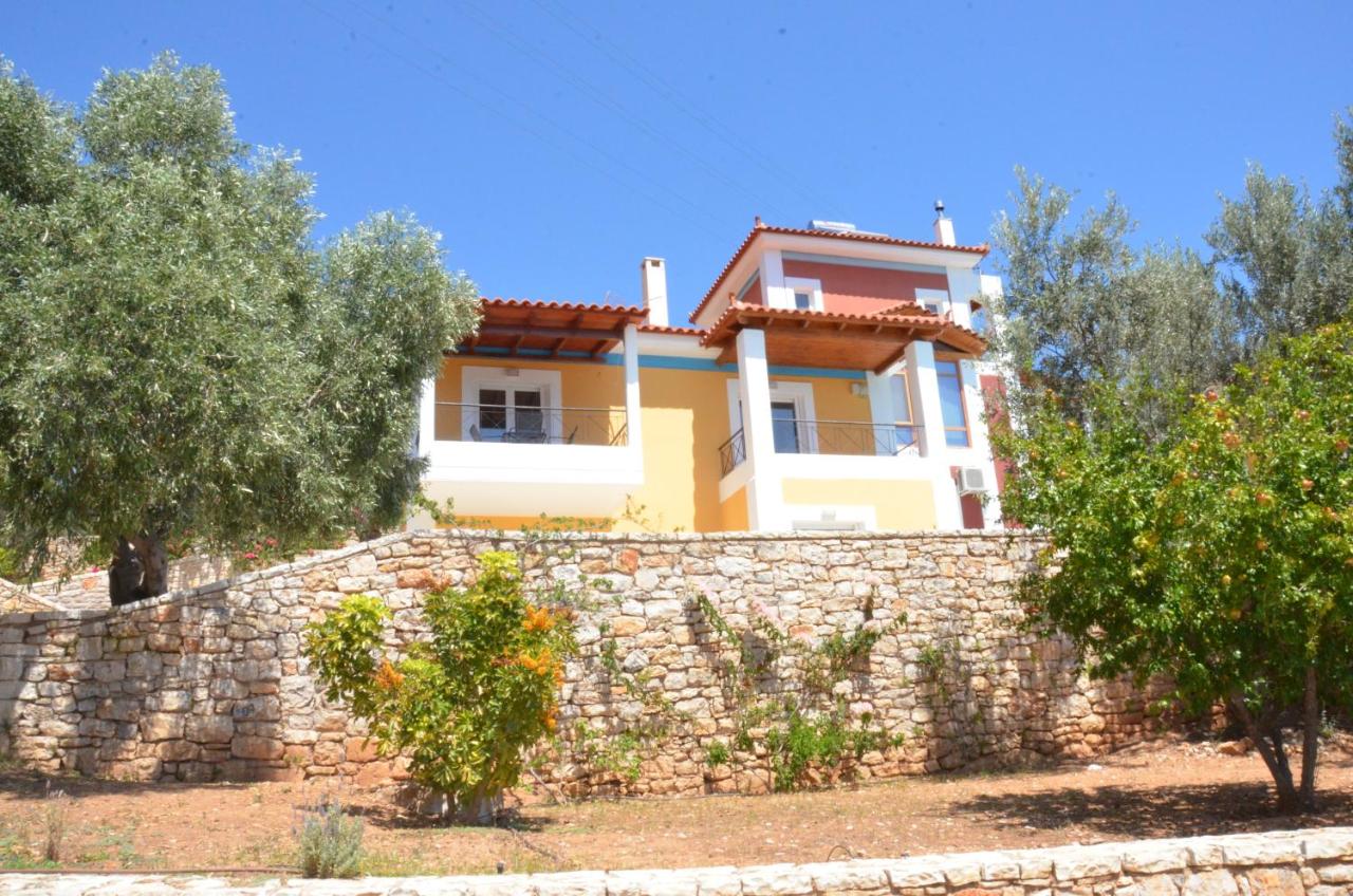 Villa Ozzy, Breathtaking Sea View, 2 Bedroom, Pool - B&B
