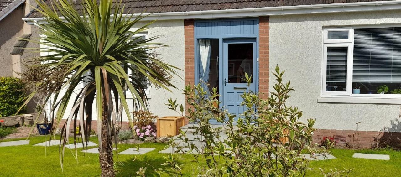 21KR Bed and Breakfast, close to beach, town centre and golf - Ferienwohnung