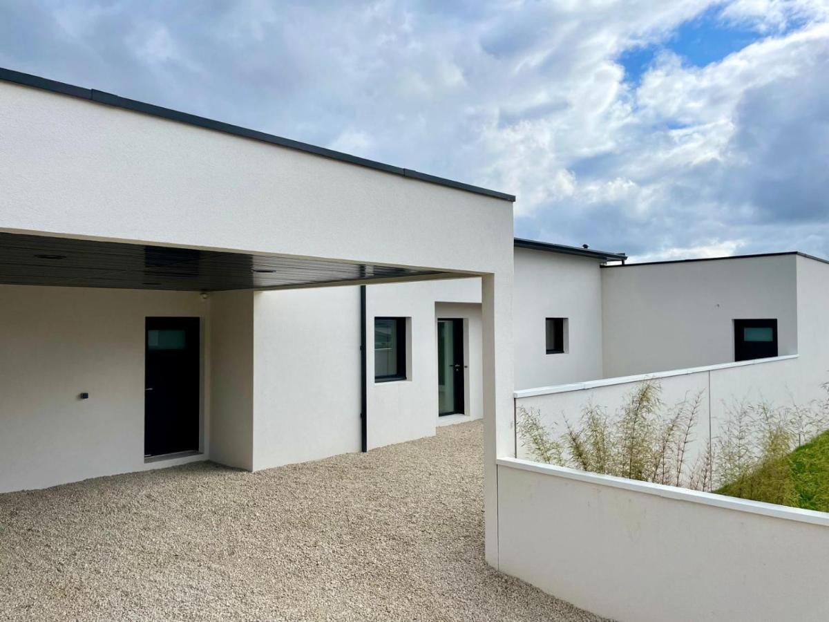 Magnifique maison vue mer avec piscine intérieure - B&B