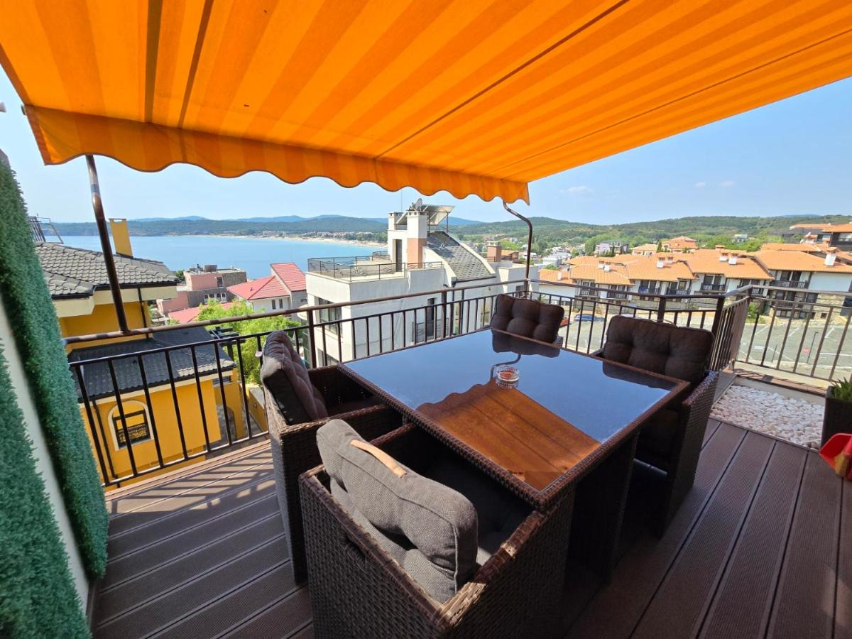 Apartment mit Meerblick
