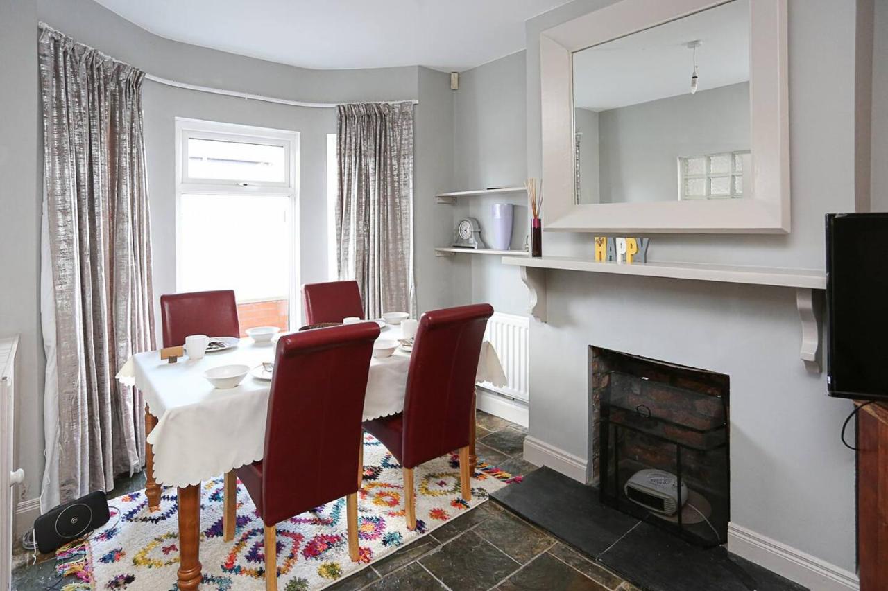 Gateway Abode Near City Centre W Street Parking - B&B