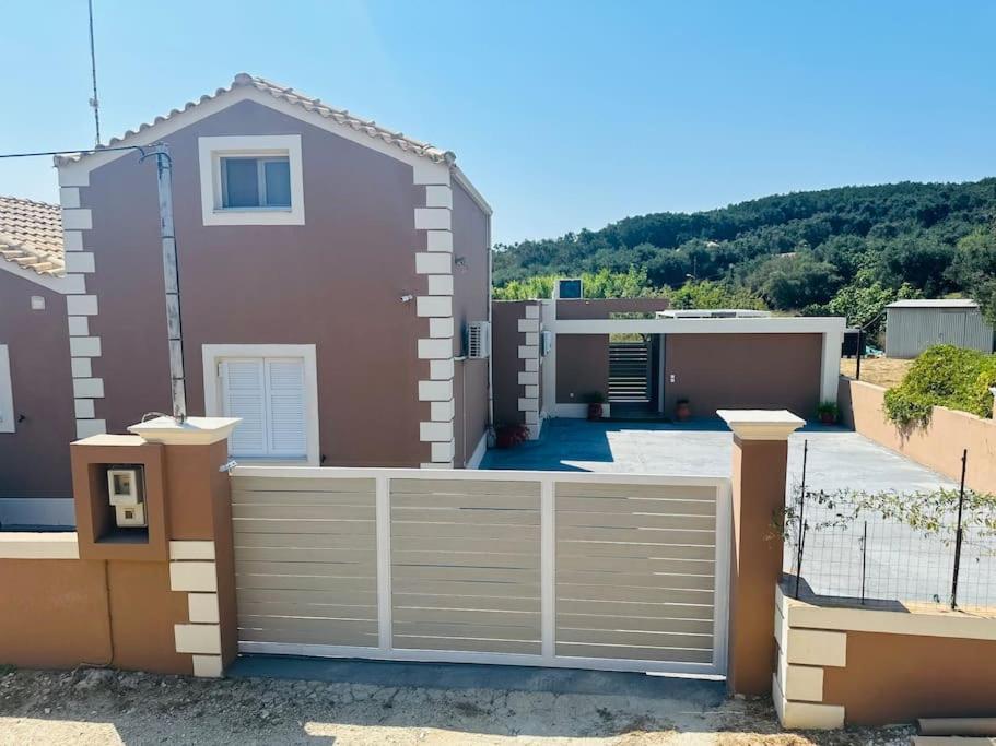 Casa di Mare e Giardino, Agios Stefanos, Corfu - Chambres d’hôtes Corfou