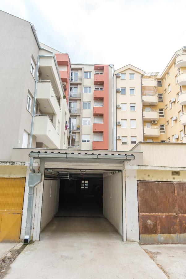 Simpatico Apartments with free parking - Chambres d’hôtes Novi Sad