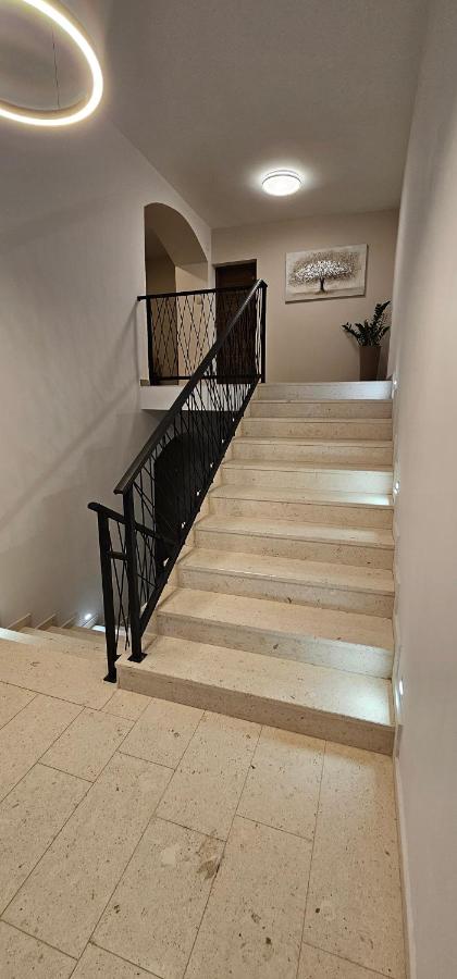 Oliane Rooms & Accommodation - Ferienwohnung Bribir