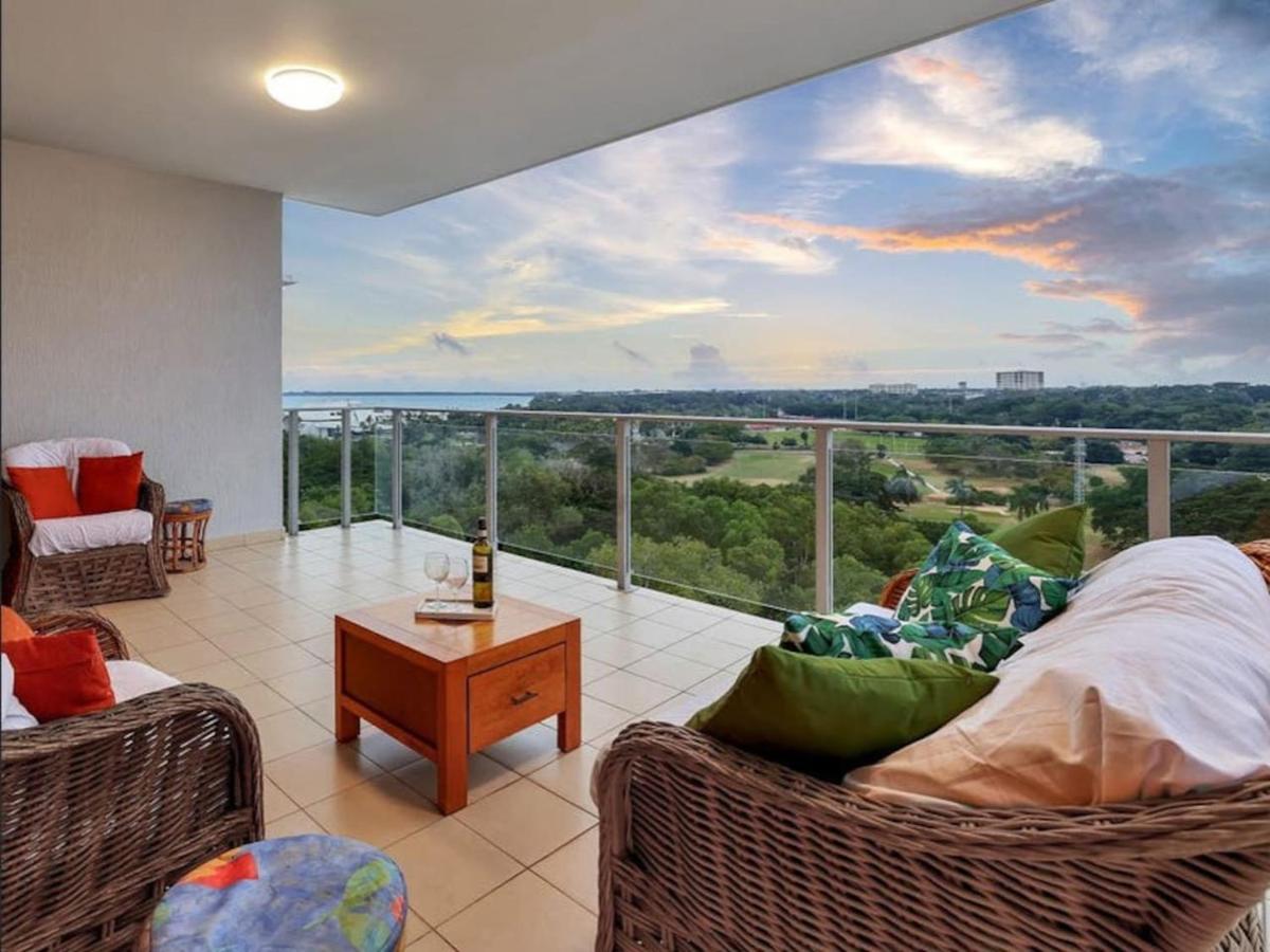 Unrivalled, Sublime and Simply Superb Sub-Penthouse - B&B Larrakeyah