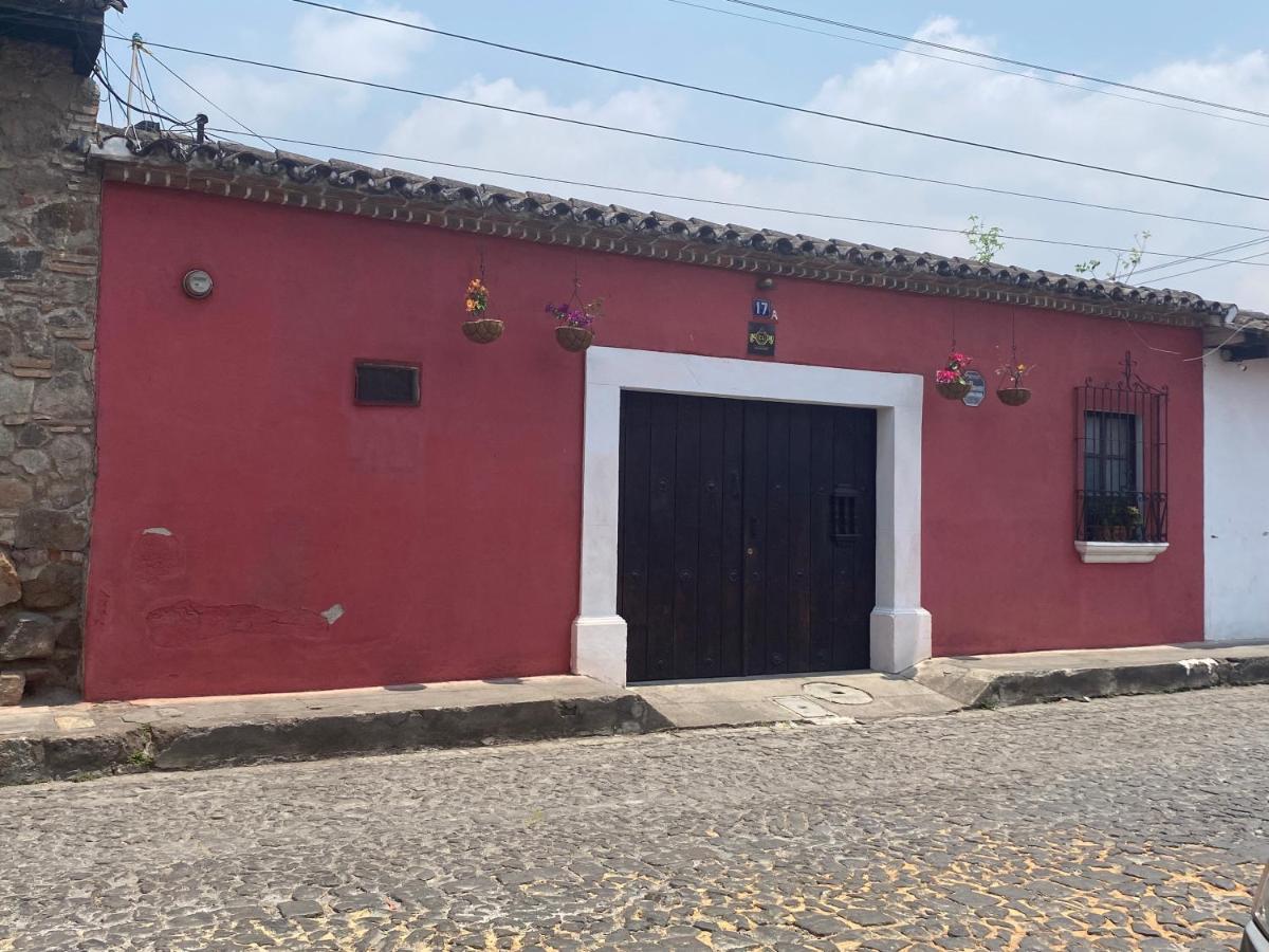 Casa De Leon - B&B Antigua Guatemala