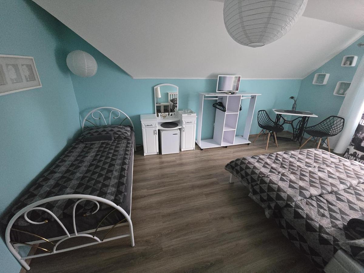 Double Room with Balcony (3 Adults)