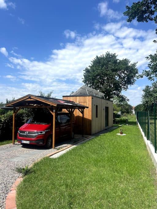 Upcyklovaný kontejnerový dům - B&B