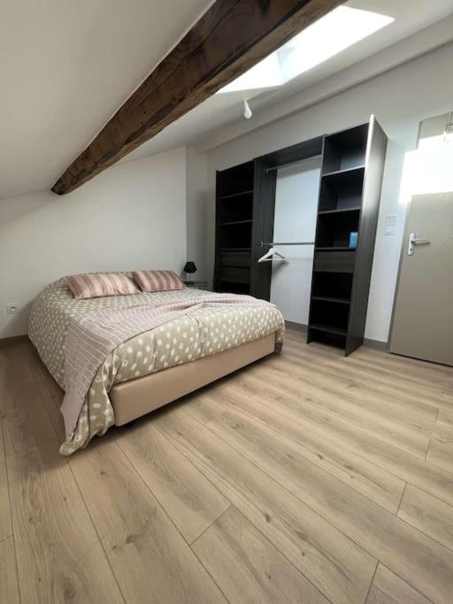 App T1 proche de la gare 502 - Ferienwohnung