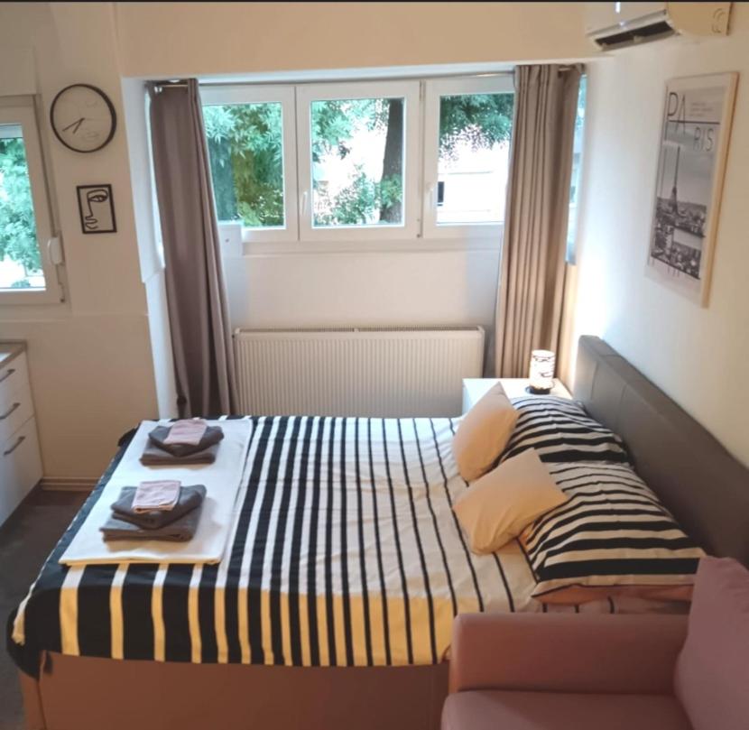 Studio apartman Jordanovac Rebro, 300 metara od KBC Rebro - Chambres d'hôtes Zagreb