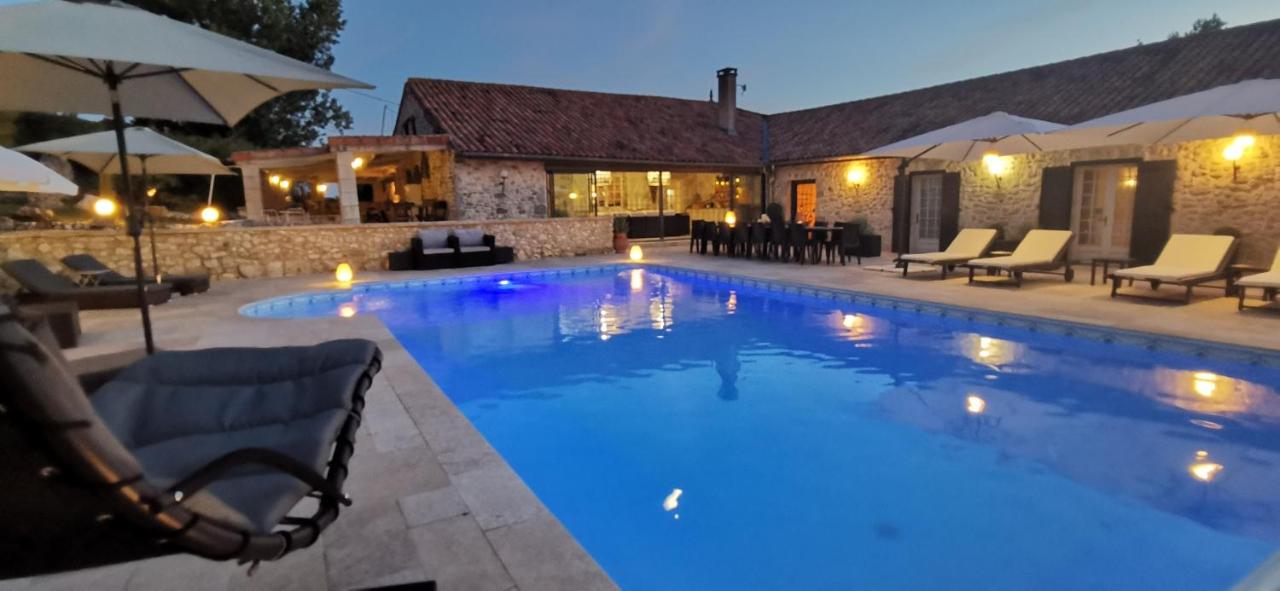 Chambres d'Hôtes Domaine de Beunes - Bed and Breakfast