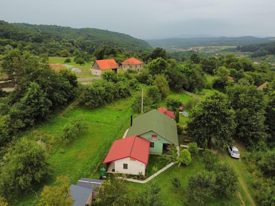 Cabană în mijlocul naturii - B&B Hondol