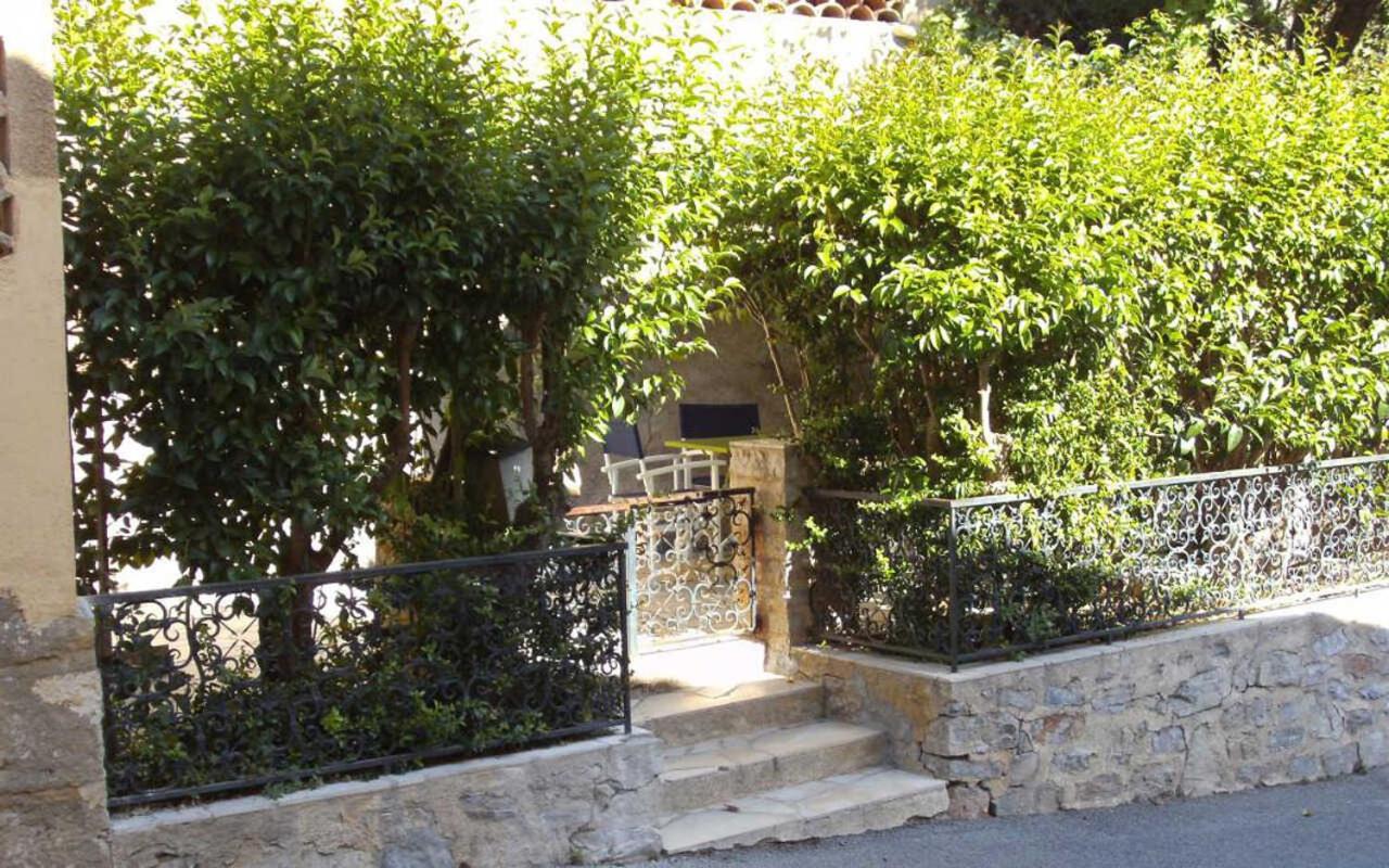 Gite au calme dans village - Ferienwohnung Montferrat