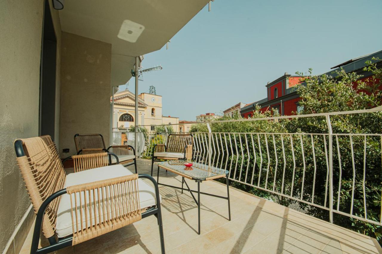 Luxury Apartment near Naples, Parking, 2 bath - B&B