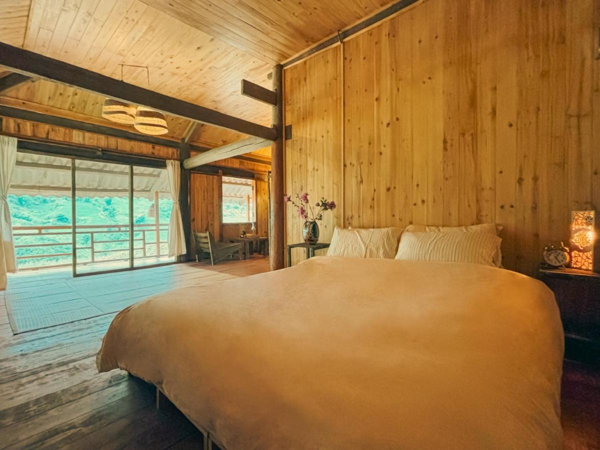 King Room with Balcony