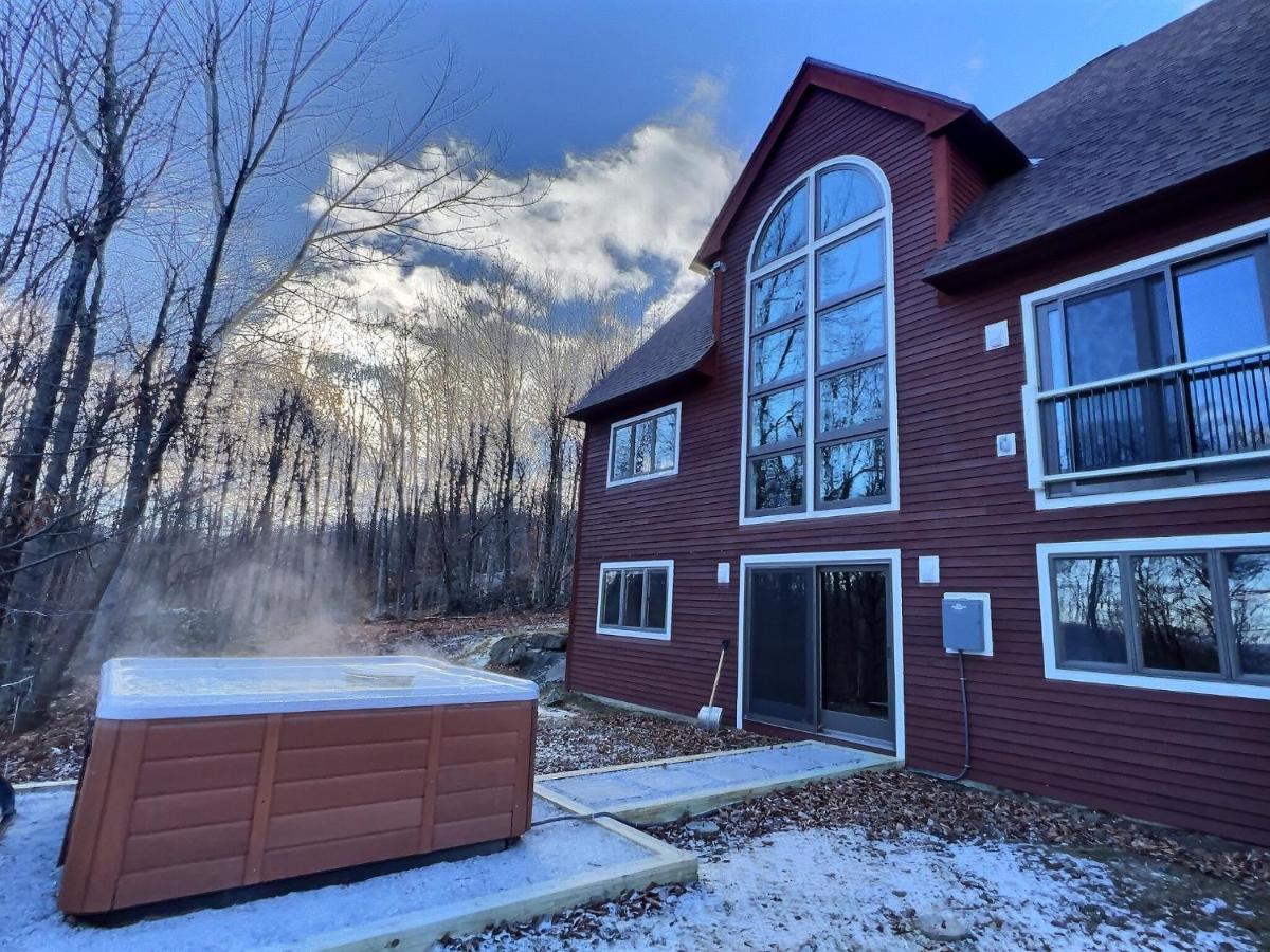 BruinsDen- Hot Tub, Foosball, Mountain Views - Ferienwohnung Killington