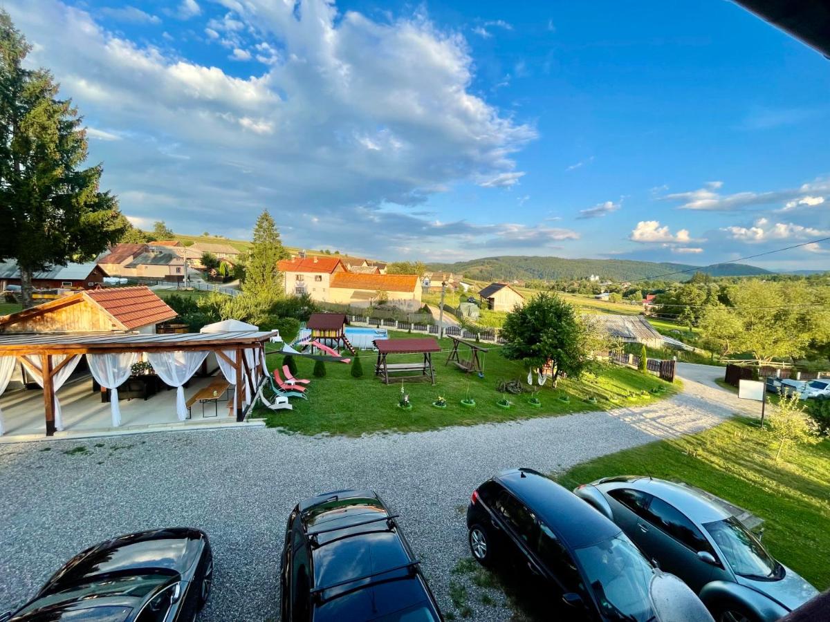 Pensiunea Beatrice - B&B