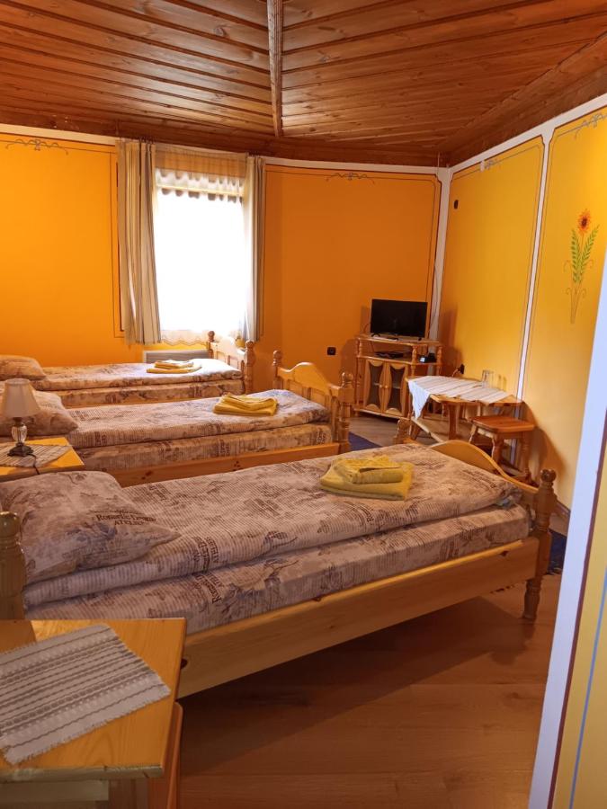 Comfort Triple Room