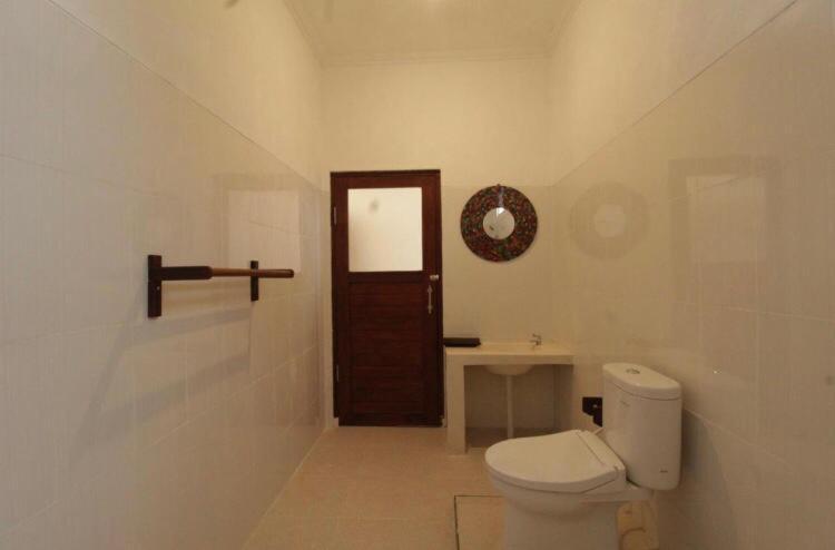 Eka Dwi Guest House - B&B Gianyar