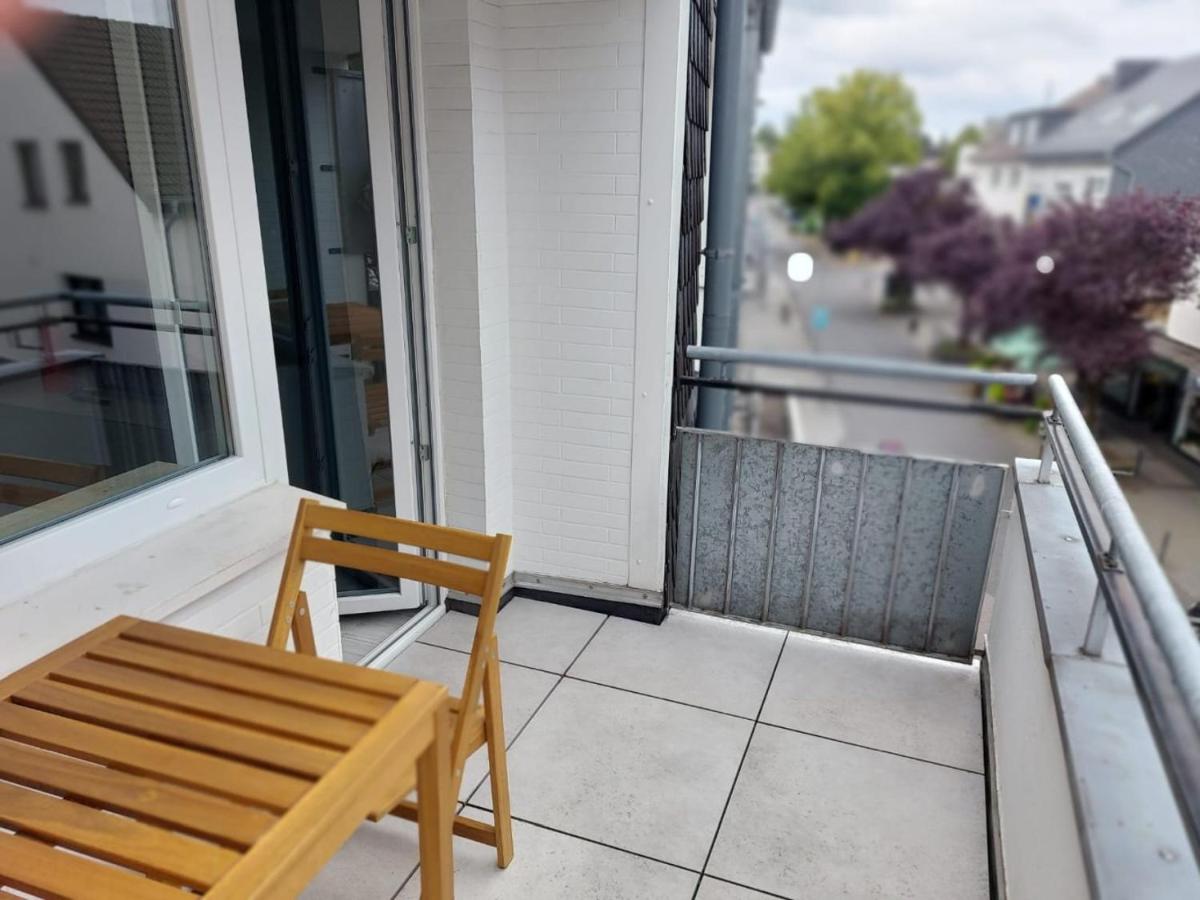 Apartment in Bergisch Gladbach - B&B