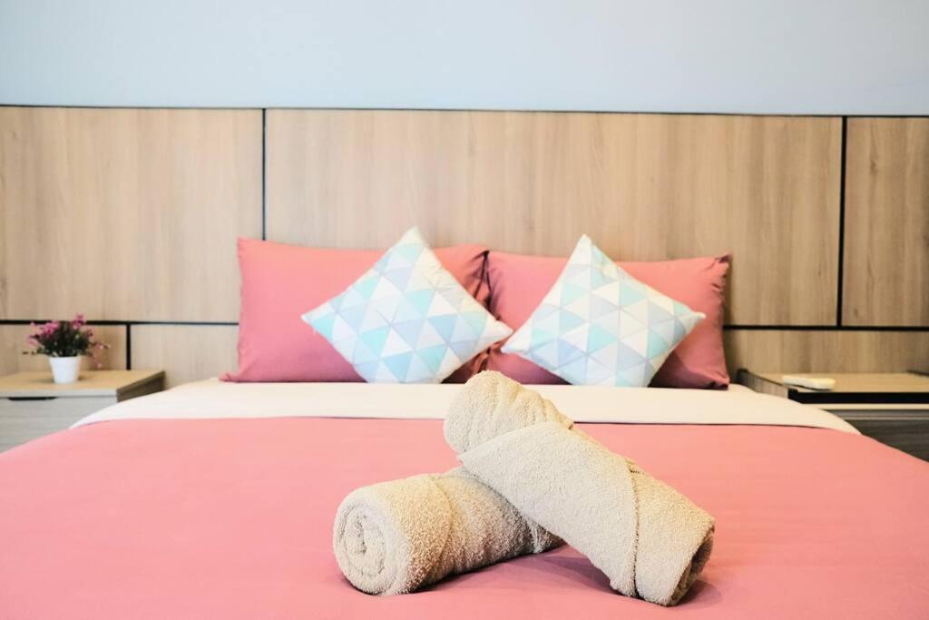 Silverscape Residence Studio Suite by MJ Holiday - B&B Malaca