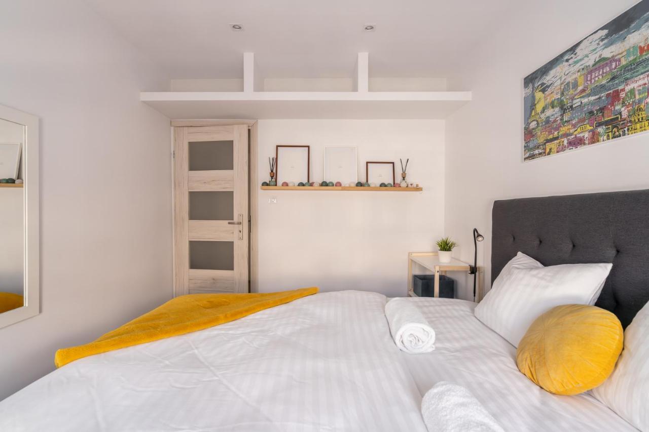 RentPlanet - Apartament Nowowiejska - B&B
