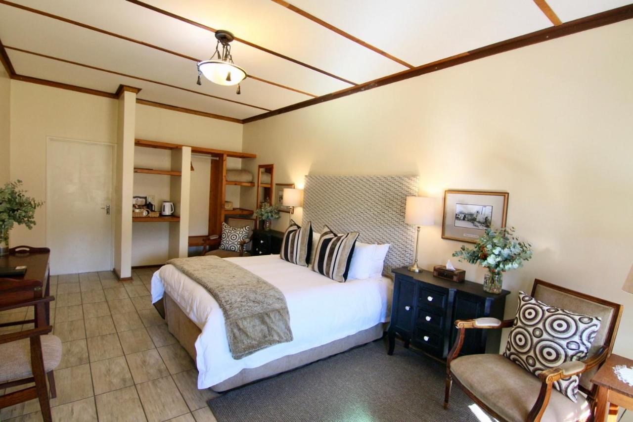 Deluxe Queen Room