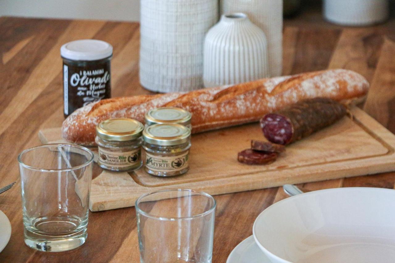 A Casetta - Maison climatisée avec piscine - Bed and Breakfast Belgodère