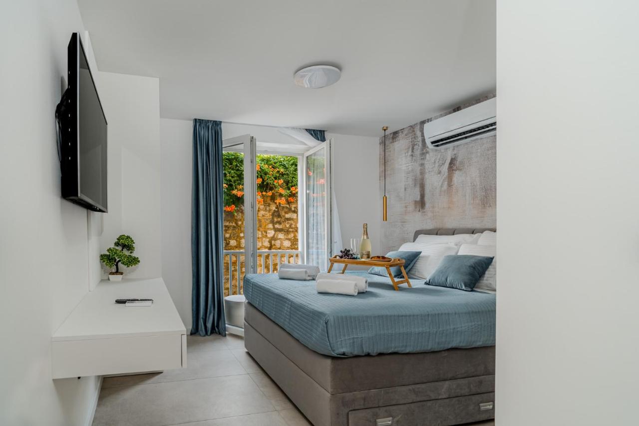 Amaro Luxury Room & Studio Apartman with Balcony - Ferienwohnung Zadar