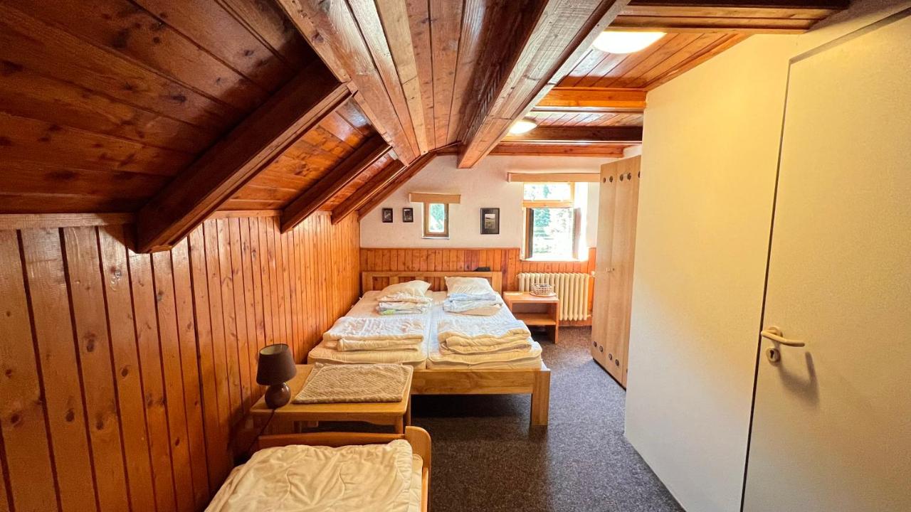 Triple Room with Private Bathroom