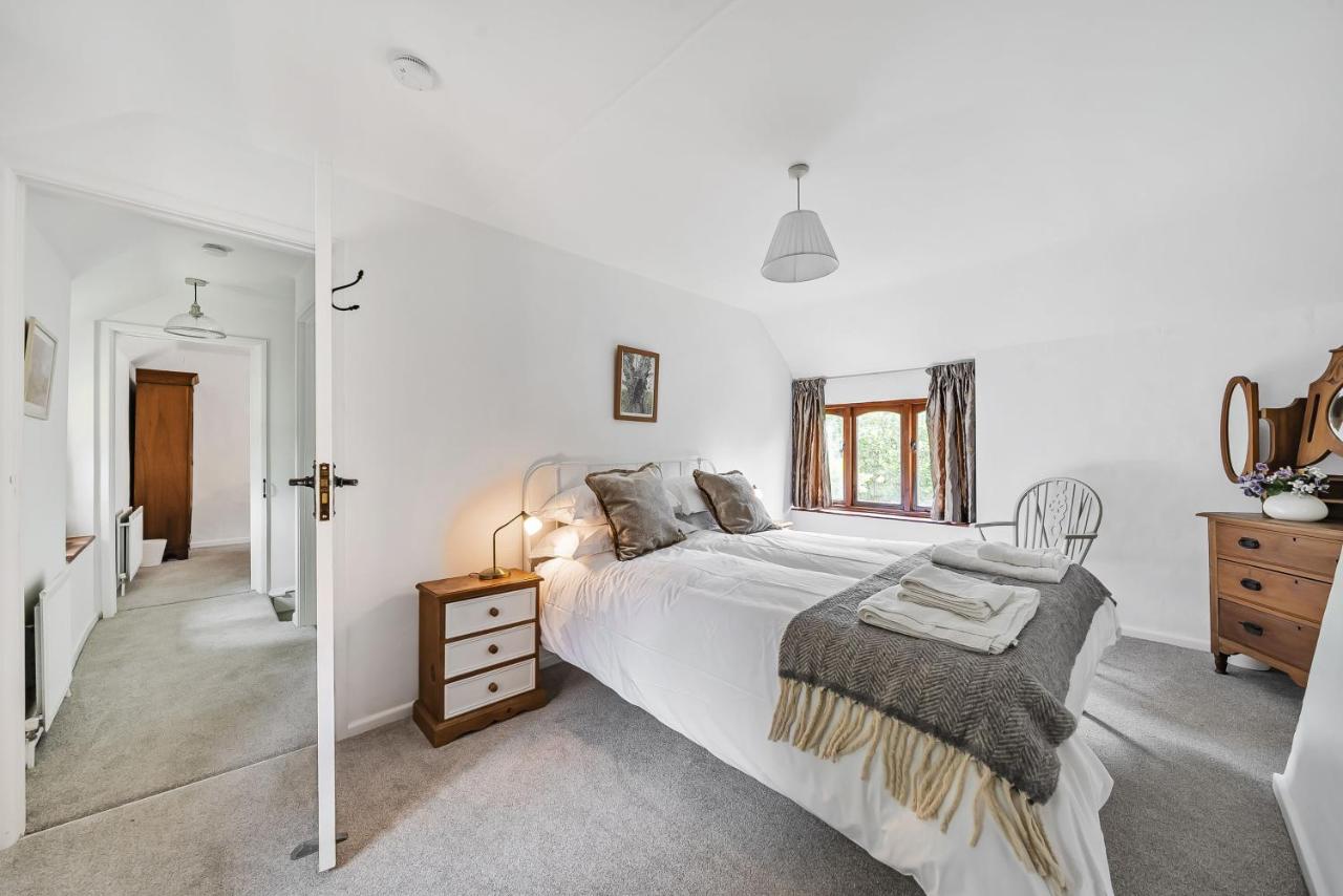 Chapel Cottage - Bed and Breakfast Winterborne Kingston