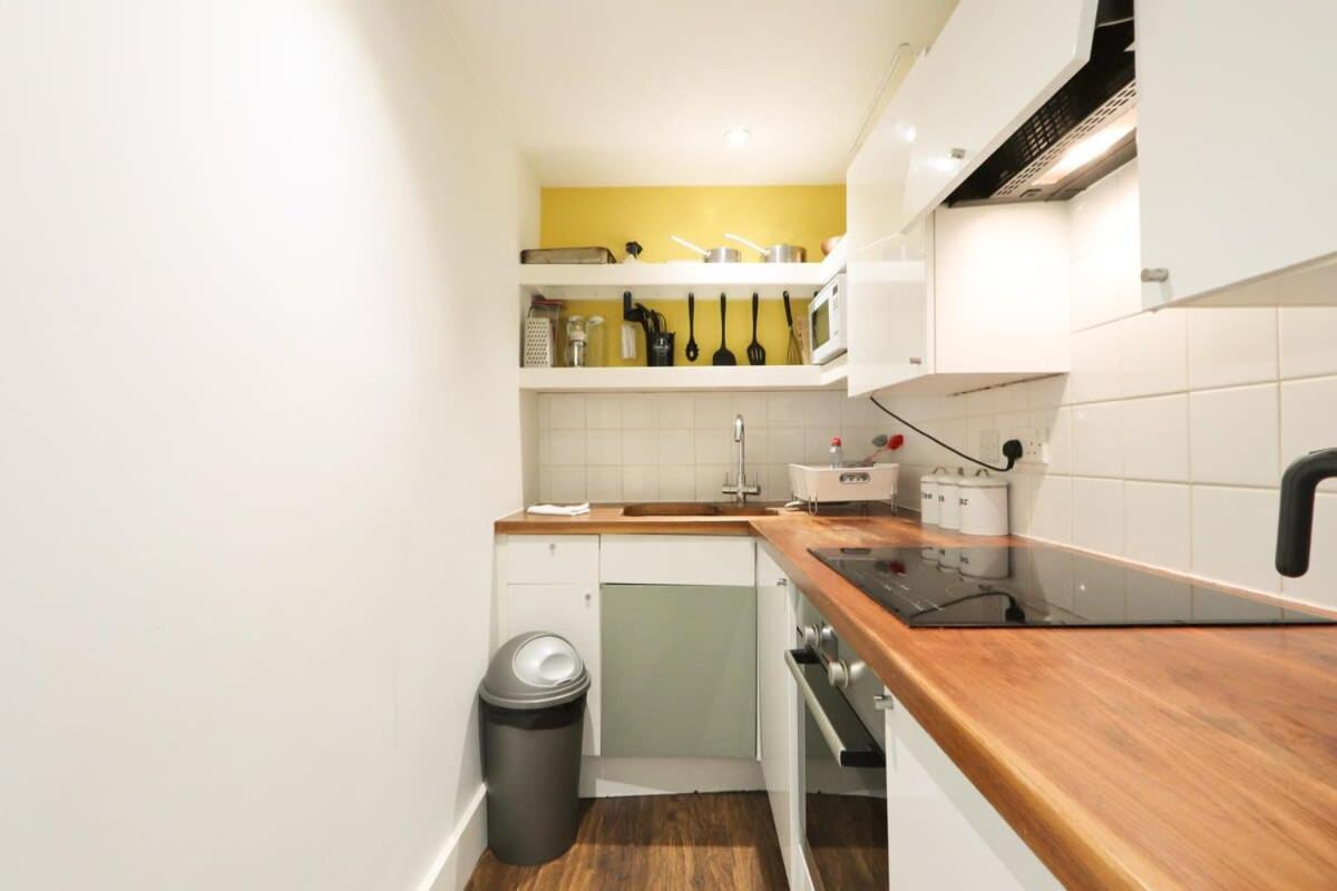 Gorgeous flat in Heart of Clifton - B&B Bristol