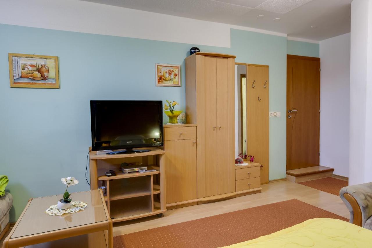 Habitación Triple - Sótano