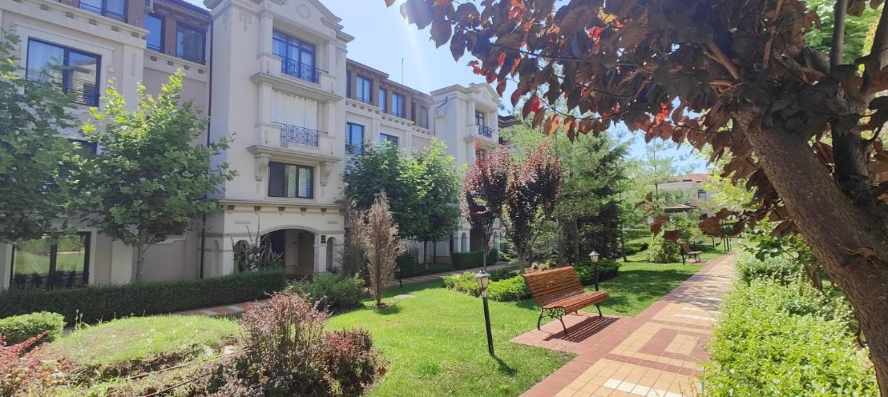 Green Life Private apartments Sozopol - Chambres d’hôtes Sozopol
